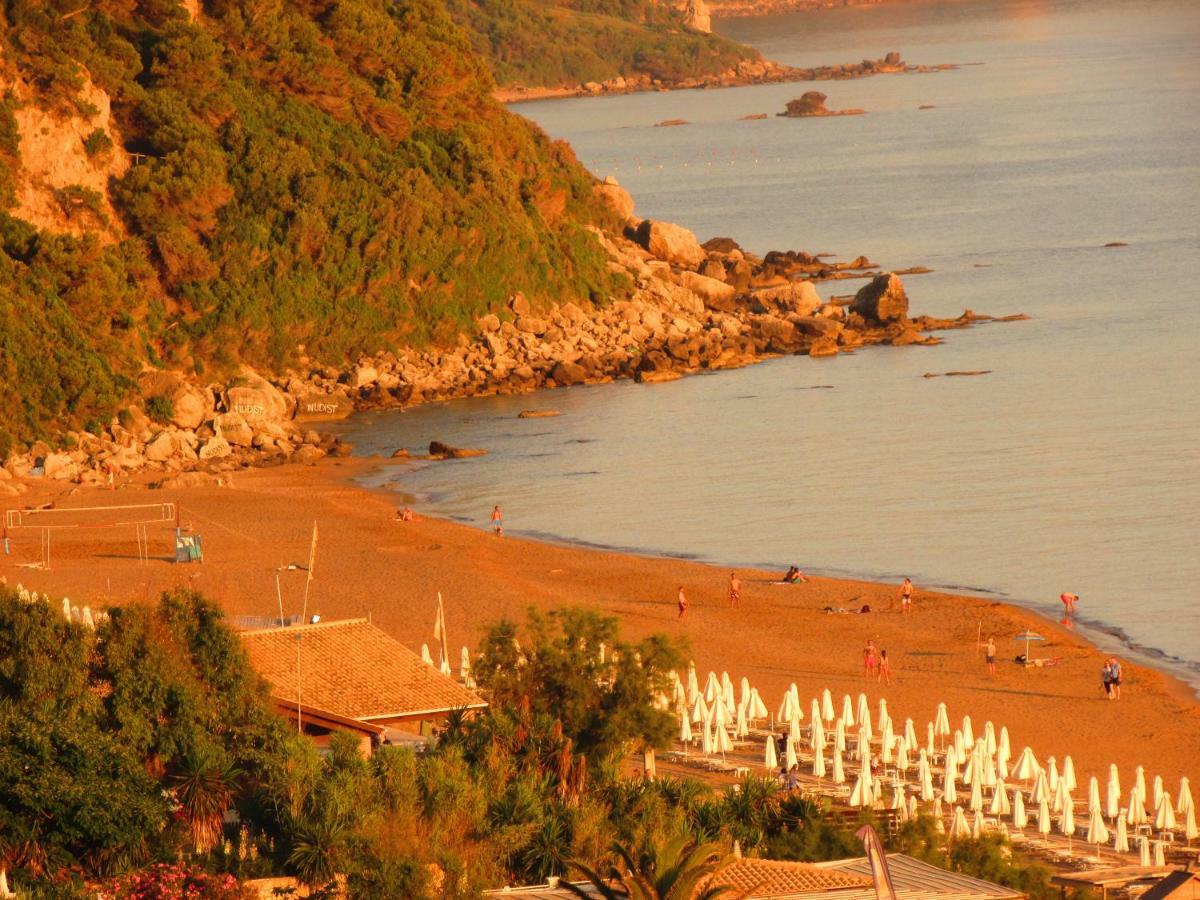 Kallopsia - Glifada Beach Menigos Resort By New Era Exterior photo